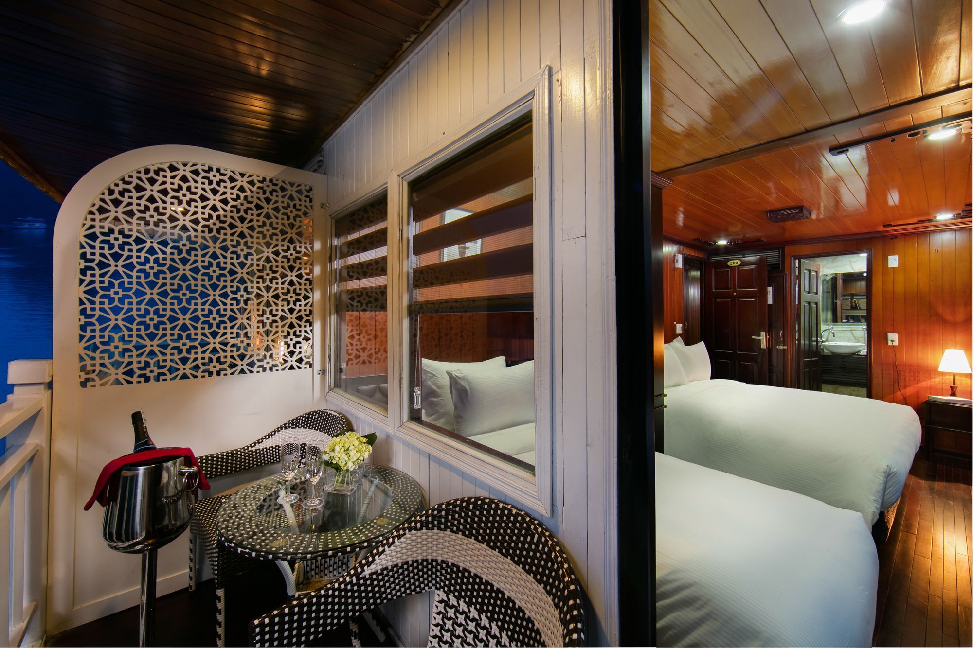 מלון הלונג Flamingo Luxury Cruises מראה חיצוני תמונה